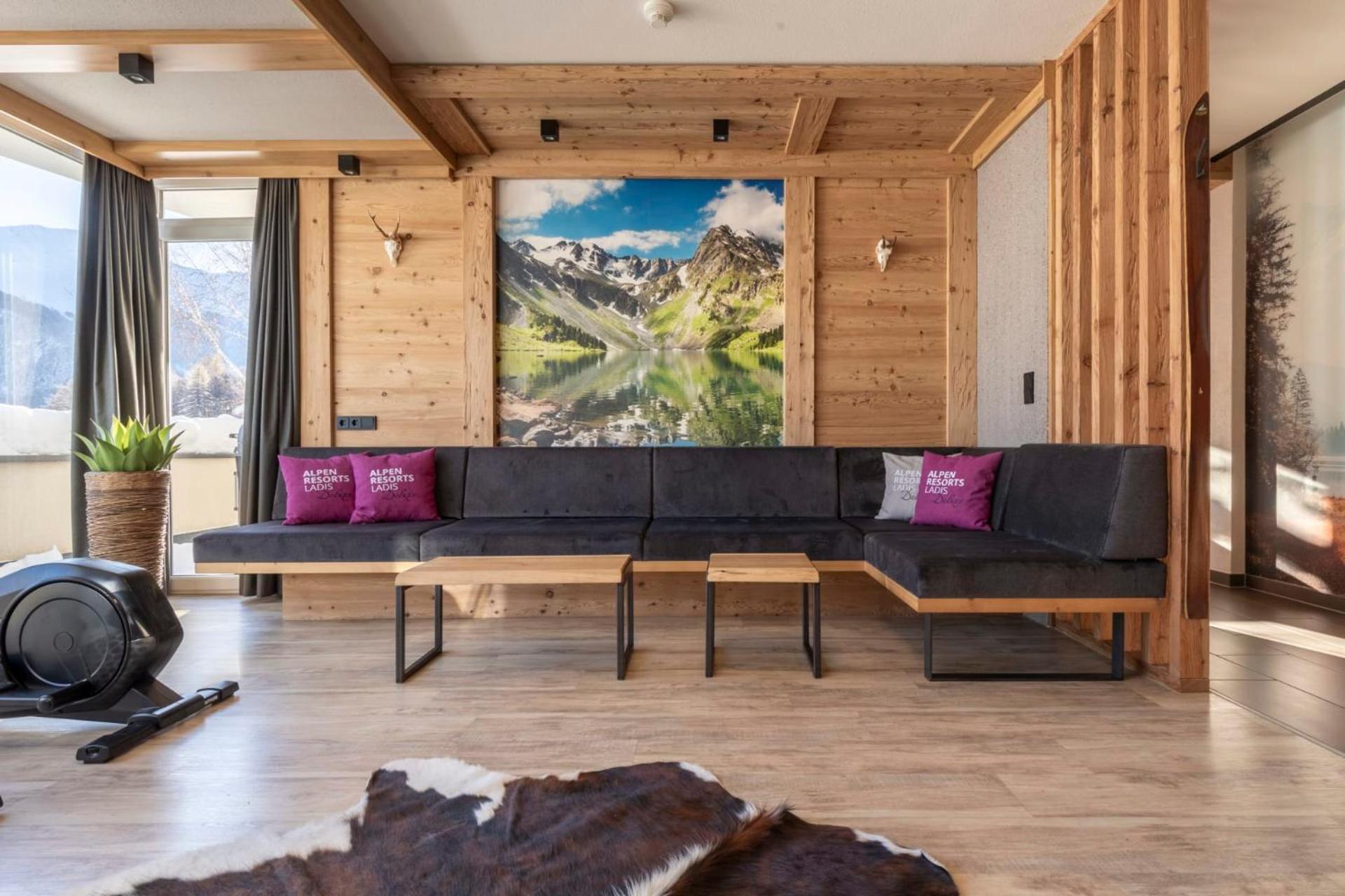 Alpenapart Ladis Ehemals Alpenapart Alexander Inklusive Sommer Bergbahnticket المظهر الخارجي الصورة
